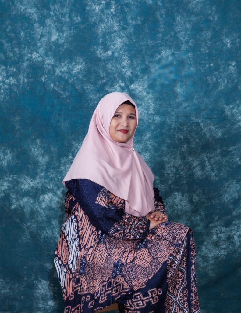 Umu Habibah, S.Pd