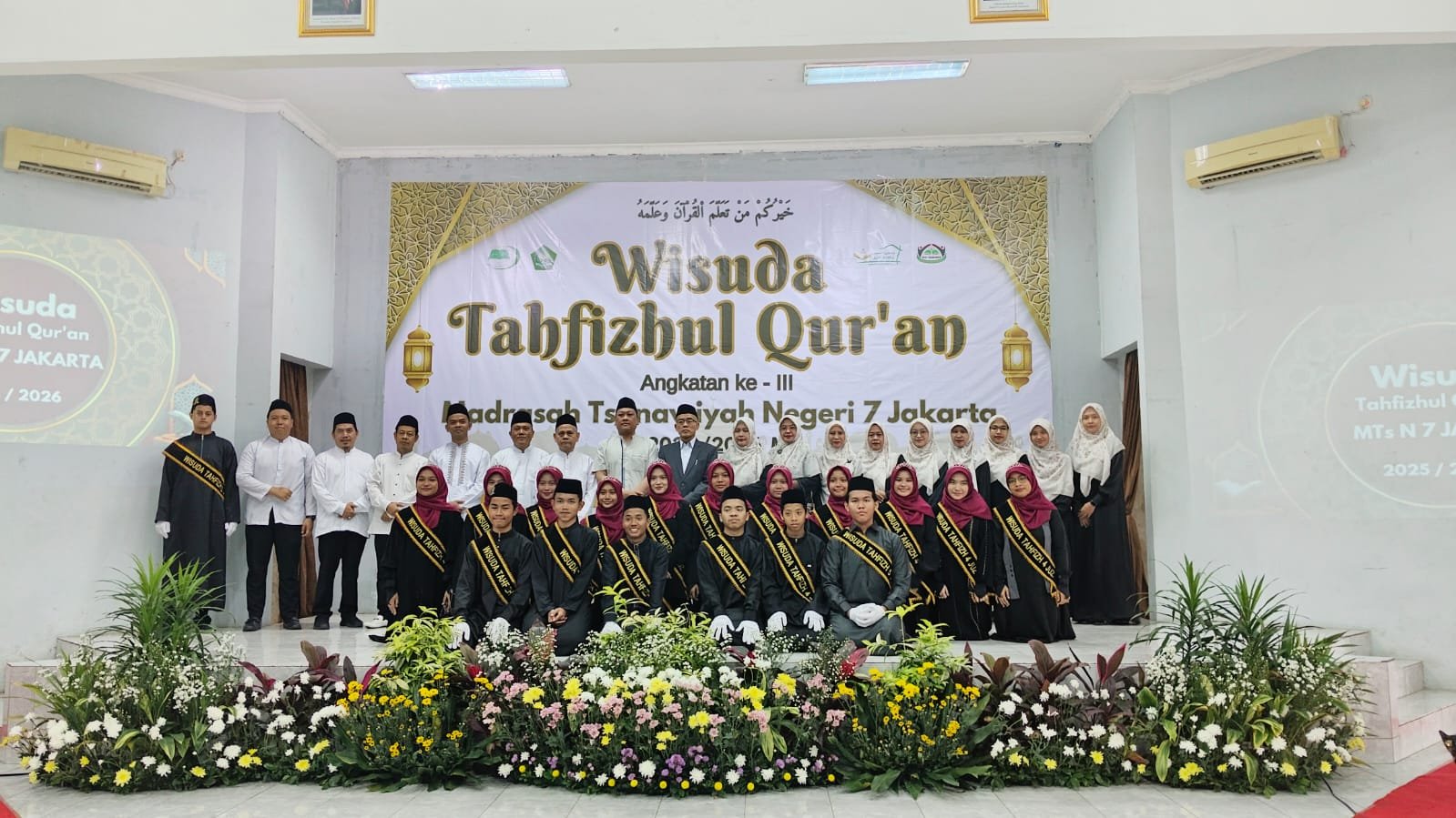 Wisuda KBT