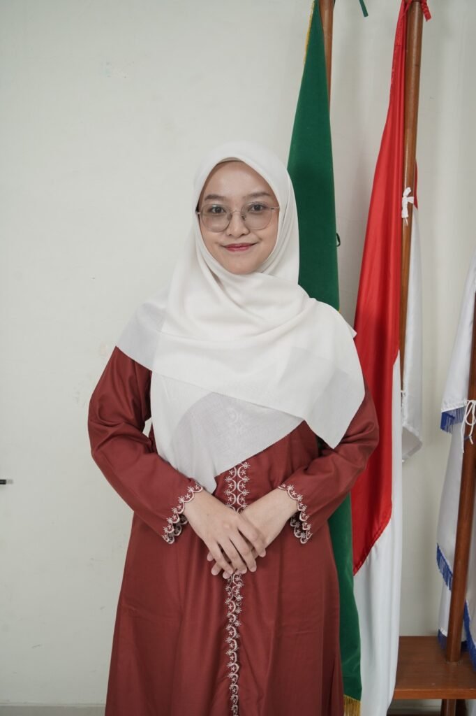 Fira Alya Hapsari, Lc
